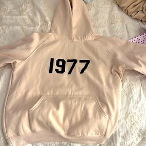 Essentials hoodie 1977 cream